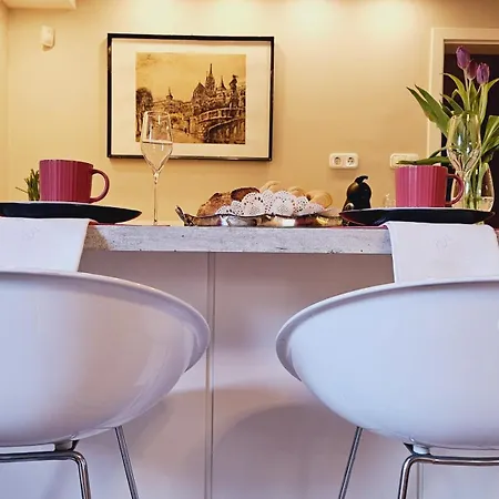 Budasmile At Buda Castle - Aircon & Free Parking * Boedapest